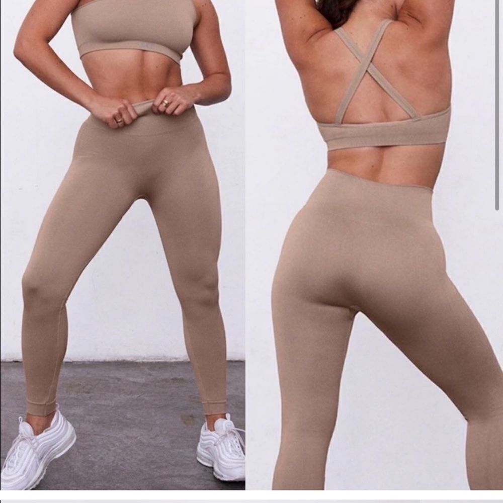 SET Active Sculptflex Leggings in Sand ⭐️ Personal Item ⭐️